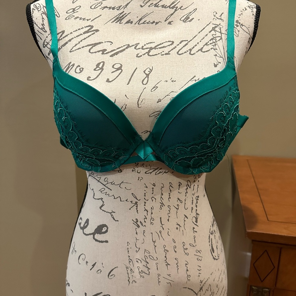 Victoria’s Secret Bra